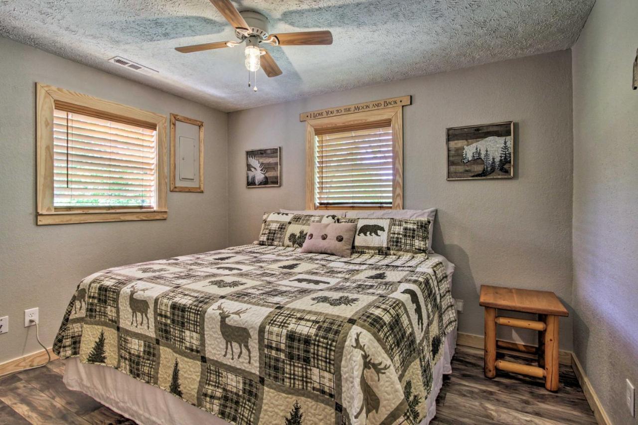 Secluded Cabin With Hot Tub, 3 Mi To Pigeon Forge! Sevierville Esterno foto