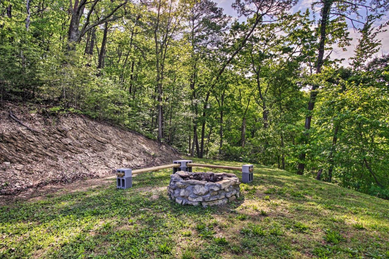 Secluded Cabin With Hot Tub, 3 Mi To Pigeon Forge! Sevierville Esterno foto